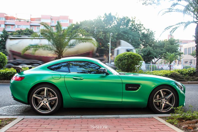 AMG-GT